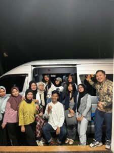 Sewa Mobil Bandung 24 Jam